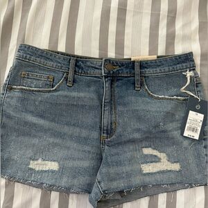Universal Thread shorts